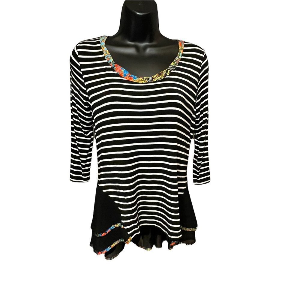 Pebbles and Stone Black White Striped Round Neck Top Hi Lo Ruffle Details Sz M